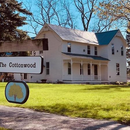 The Cottonwood Inn B&B เอมไพร์ ภายนอก รูปภาพ
