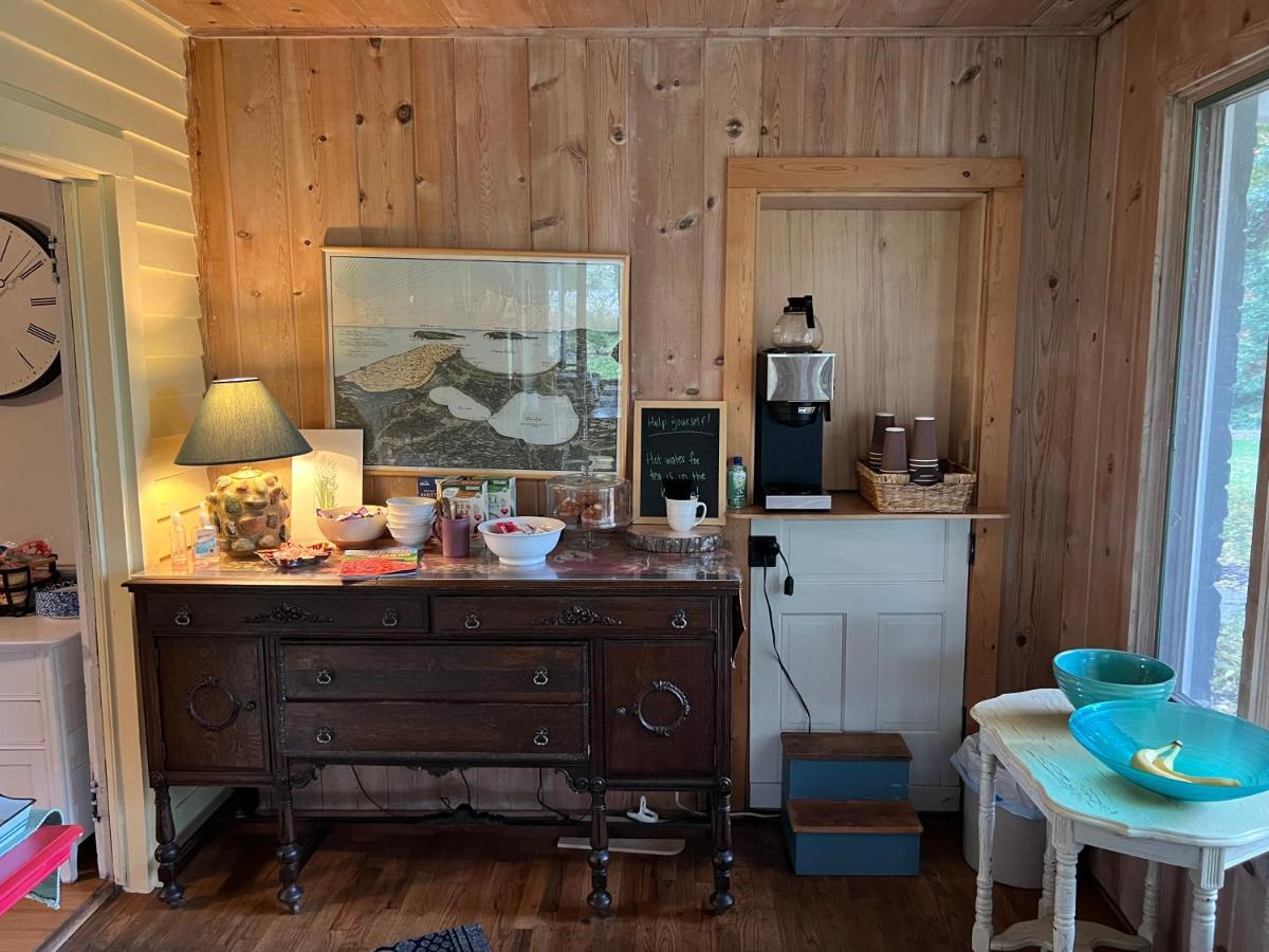 The Cottonwood Inn B&B เอมไพร์ ภายนอก รูปภาพ